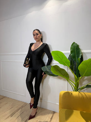 TUTA NOEMI