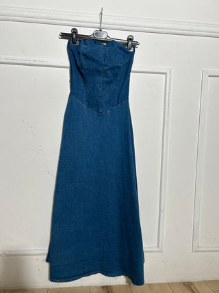 ABITO DENIM A RUOTA