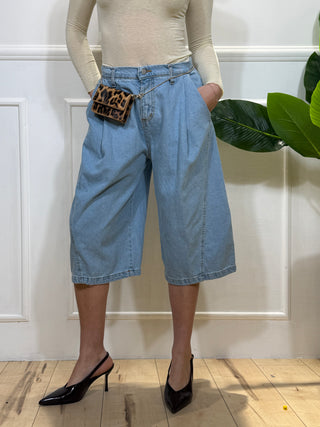 BERMUDA DENIM