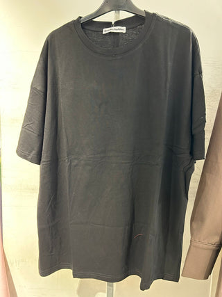 T-SHIRT OVER