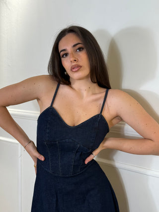 ABITO DENIM A RUOTA