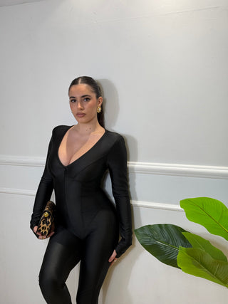 TUTA NOEMI