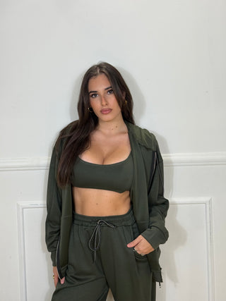 TRIS TUTA
